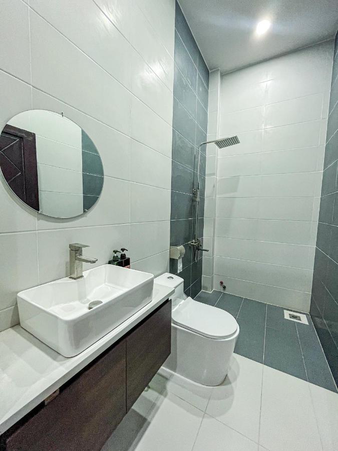 River Hotel 5 Лонгсюен Экстерьер фото